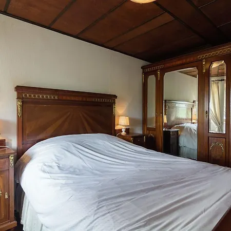 بيت للعطل De Boerderij